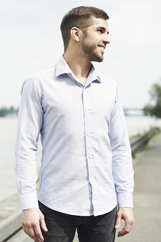 Host weißes Hemd 